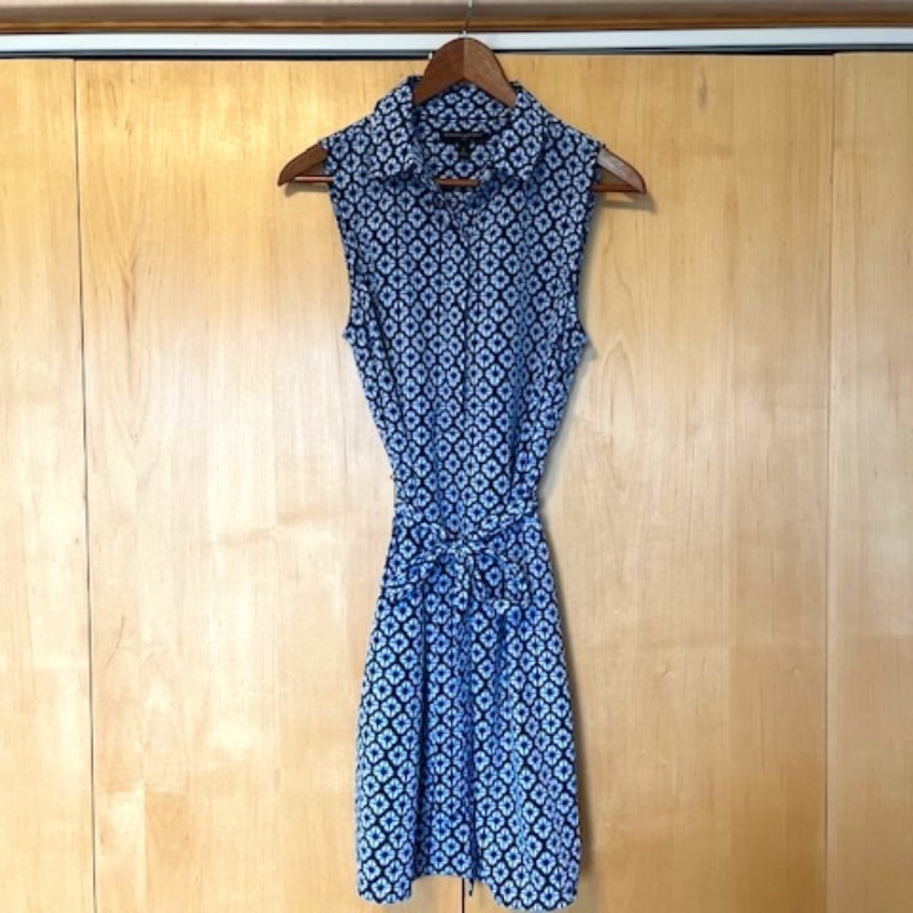 Banana Republic Summer Sleeveless Dress with POCKETS!